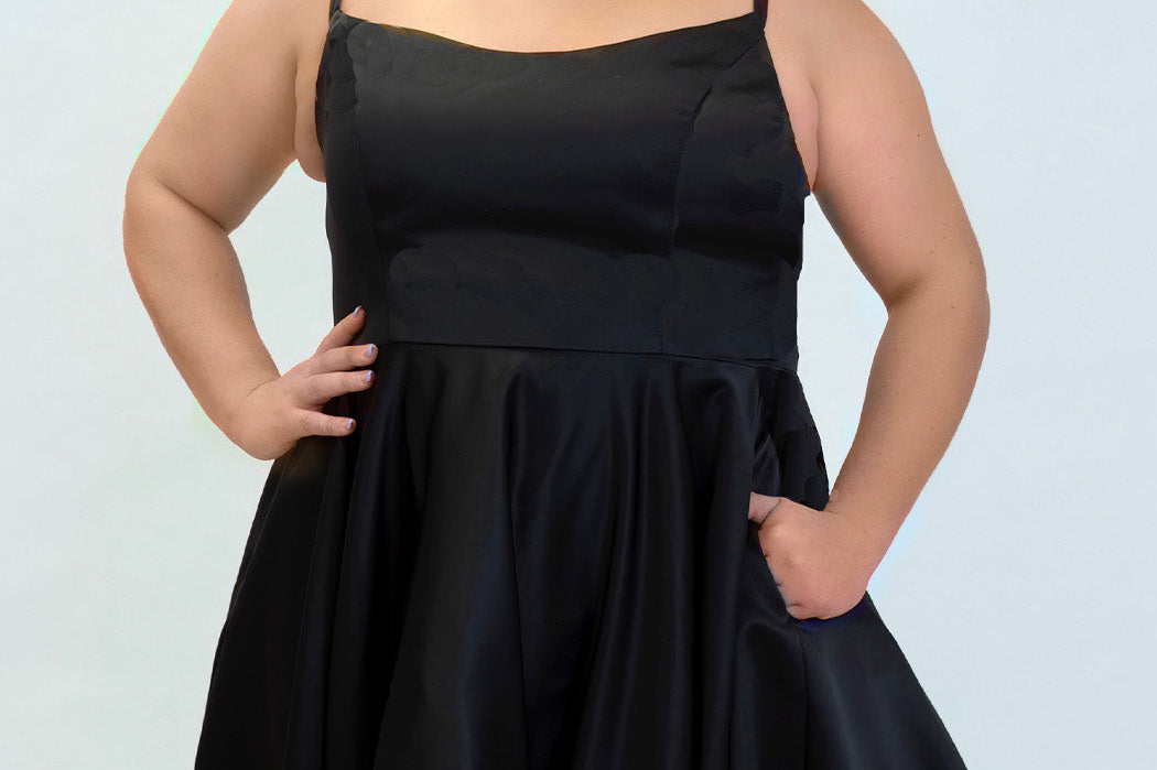 Sydney's Closet CE2401 Black. A-line silhouette, Scoop neckline polyester satin. Short party dress with pockets