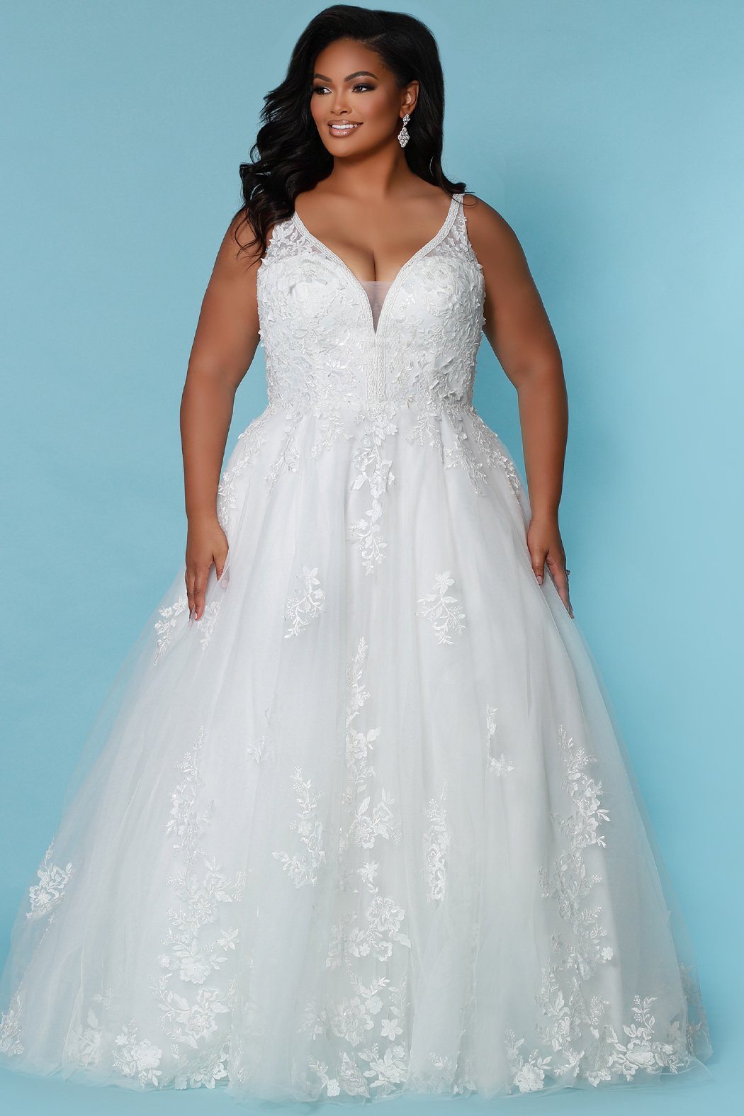 overskydende Post Vær forsigtig Plus Size V-Neck Aline Wedding Dress | SC5274 – Sydney's Closet