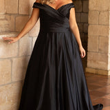 Stunning plus size ivory or black wedding gown SC5257 by Syudney's Closet. Pleated bodice, off-the-shoudler straps, pockets and full A-line skirt with covered buttons down the back. 