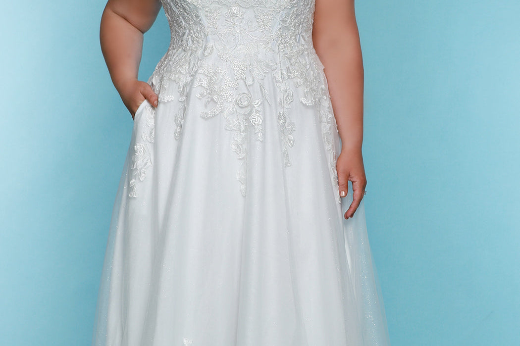 Appliques Sparkle Straps Tulle A Line Wedding Dress Appliques Sparkle Straps Tulle A Line Wedding Dress