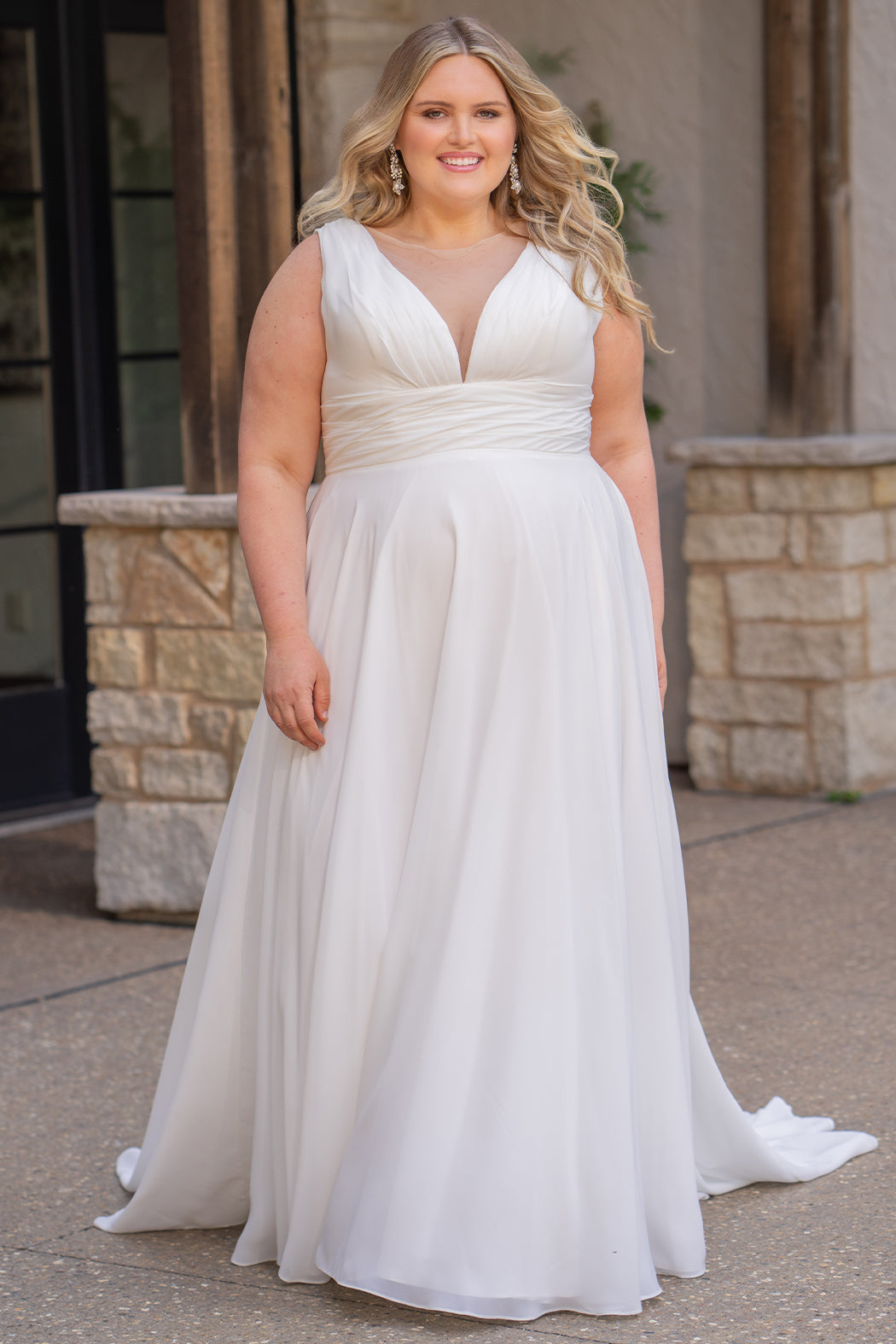 a line chiffon wedding dress Hattie & Lace A-line Missacc Ivory Bride A-Line Product Details Chiffon fabric: silk satin with lace Color:Black & White