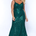 Sydney’s Closet SC7340 Emerald green. Slim Silhouette, fitted Bodice and a slim skirt with Spaghetti Straps. Natural Waistline, V-neckline and Center-back Zipper. Sequins over stretch knit lining.