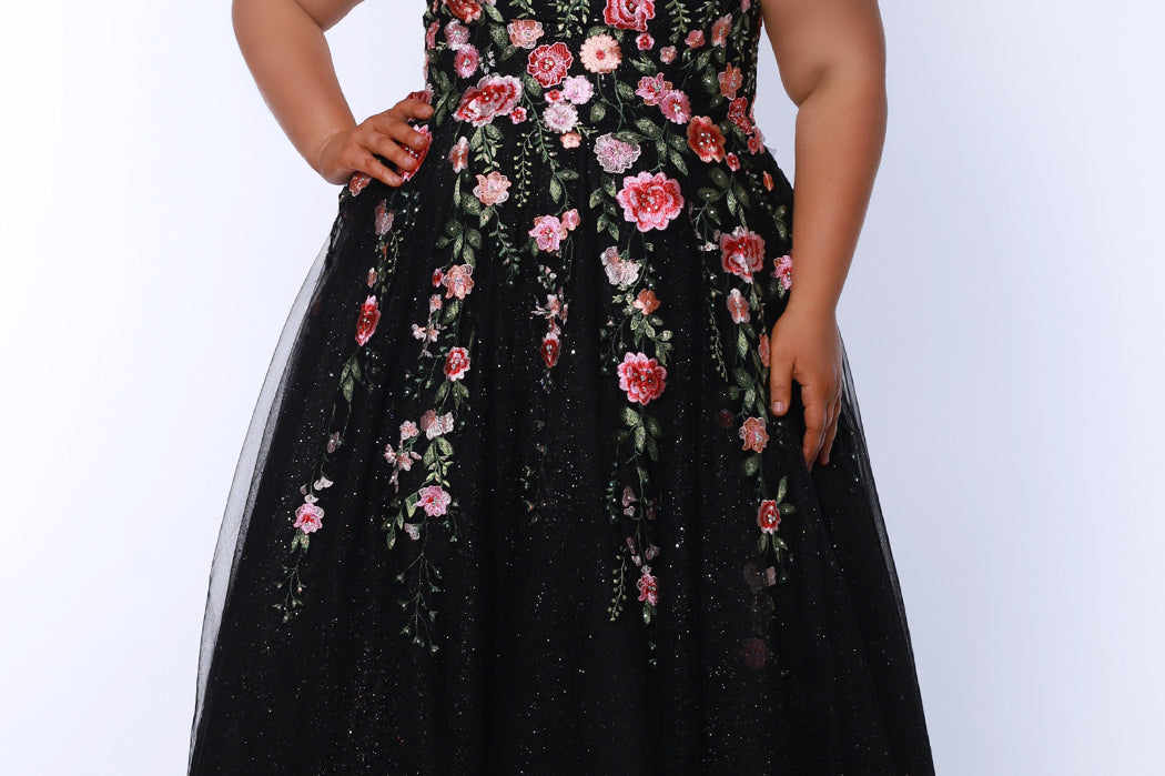black prom dress with roses Chic Black Two Pieces Prom Dresses With Floral Lace Long Formal Dress SELINADRESS