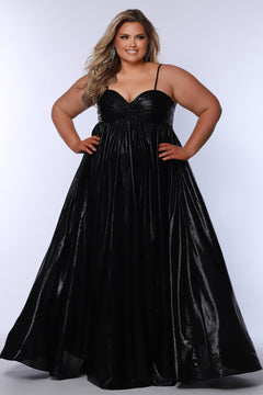 Empire plus size formal dress with spaghetti straps, pleated bodice with knot detail, pockets and slit. Available in gold, onyx black and ruby red. SC7414 by Sydney's Closet
