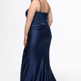 Plus-Size Fitted Sparkly Prom Dress