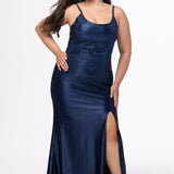 Plus-Size Fitted Sparkly Prom Dress