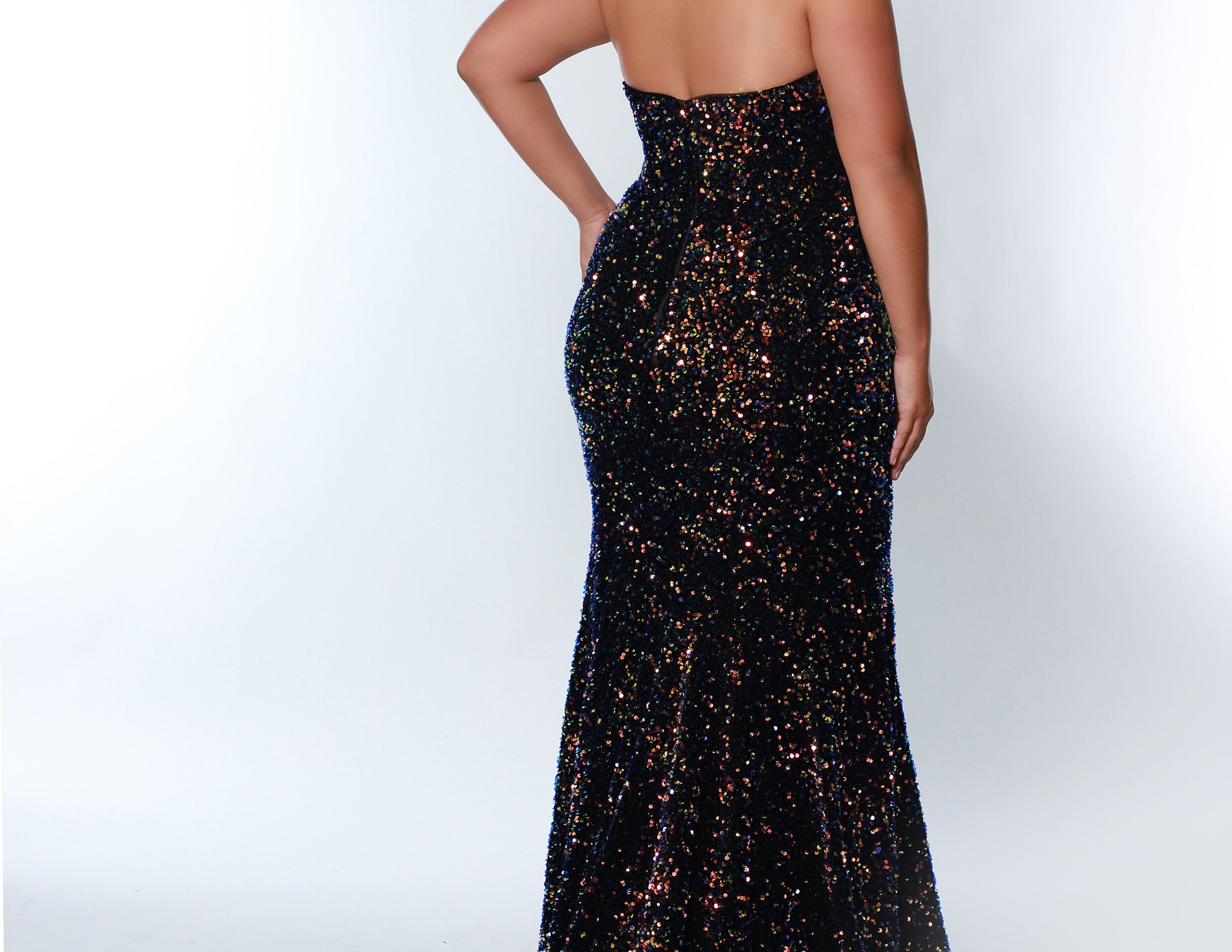 Johnathan Kayne for Sydney's Closet JK2313 Supernova. Sequin paillette on stretch velvet, Mermaid/Fitted silhouette, Sweetheart neckline, Detachable drape sleeve, Natural waistline, Long invisible center back zipper, Slim/fitted skirt, Train with center back godet, Horsehair hem