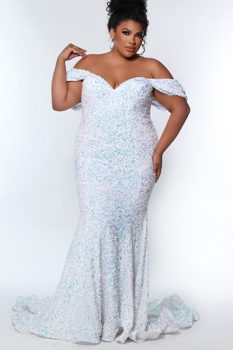 Johnathan Kayne for Sydney's Closet JK2313 Unicorn. Sequin paillette on stretch velvet, Mermaid/Fitted silhouette, Sweetheart neckline, Detachable drape sleeve, Natural waistline, Long invisible center back zipper, Slim/fitted skirt, Train with center back godet, Horsehair hem