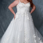 Michelle Bridal MB2205 Plus Size A-Line wedding dress with a sweetheart neckline, lace bodice, and tulle skirt with lace details on bottom of skirt. 
