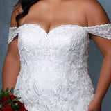 Michelle Bridal by Sydney's Closet MB2216 sweetheart neckline fitted silihouette with 3 inches of beading at neckline and scalloped edging with beads dress also features optional detatchable straps chantilly lace and 12 bones in the bodice available in champagne ivory and pink champagne