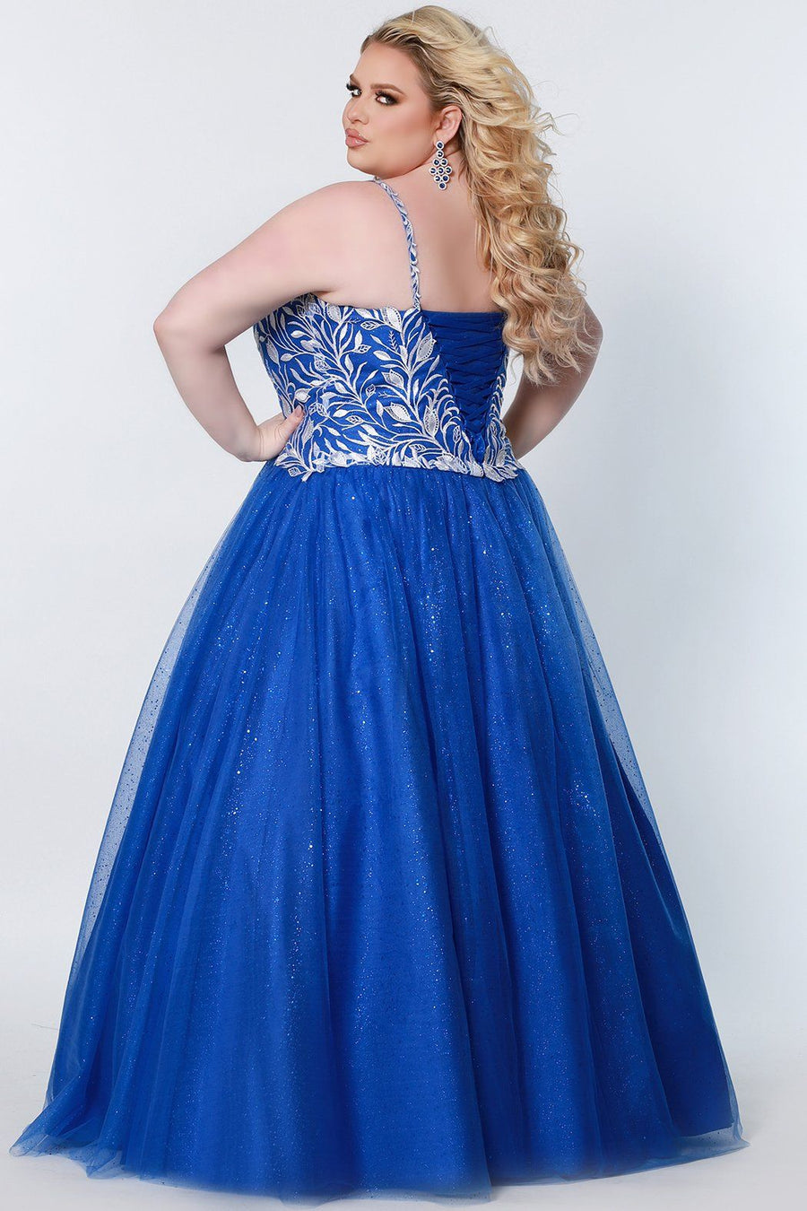 Sydney's Prom by Sydney's Closet modified empire prom dress with sweetheart neckline lace up back and ballgown skirt available in black platinum red and royal