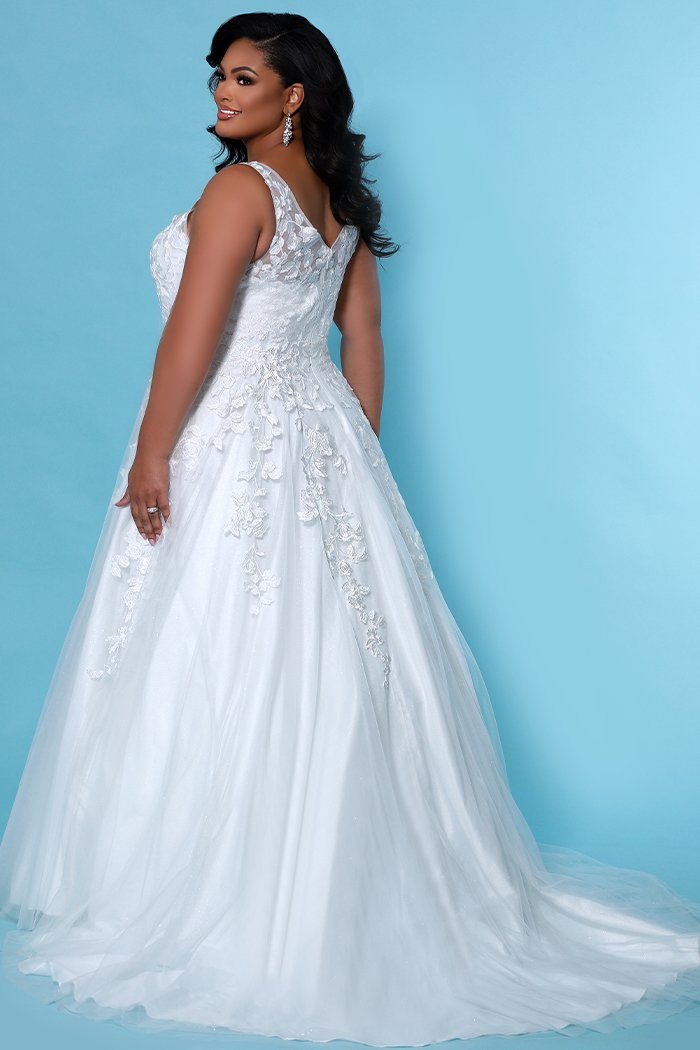 SC5256 Jasmine Wedding Dress by Sydney's Closet, Aline plus size wedding dress with shimmer tulle and straps, zipper back and floral embroidered lace, available in Ivory